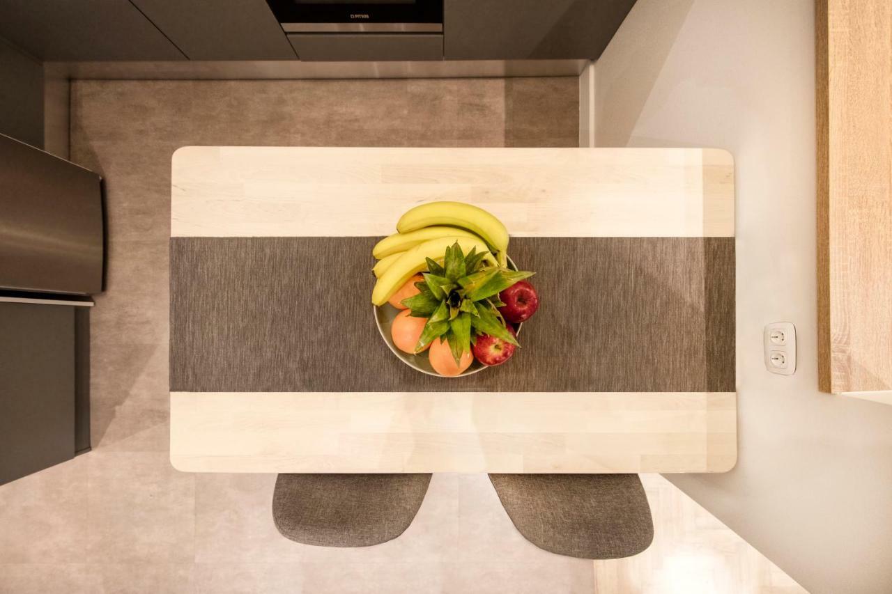 Stunning Αpartment Ιn Τhe Heart Athens. Apartment Bagian luar foto