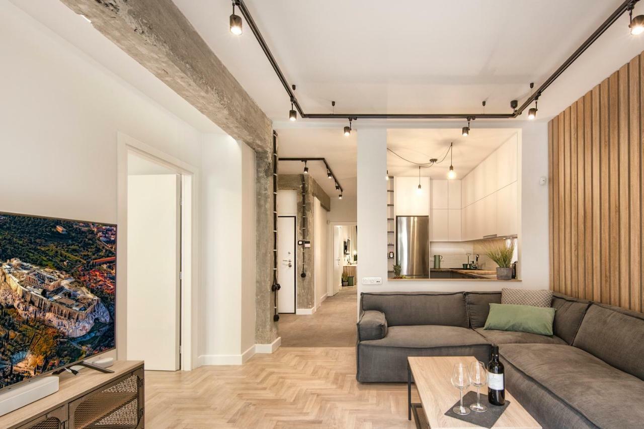 Stunning Αpartment Ιn Τhe Heart Athens. Apartment Bagian luar foto